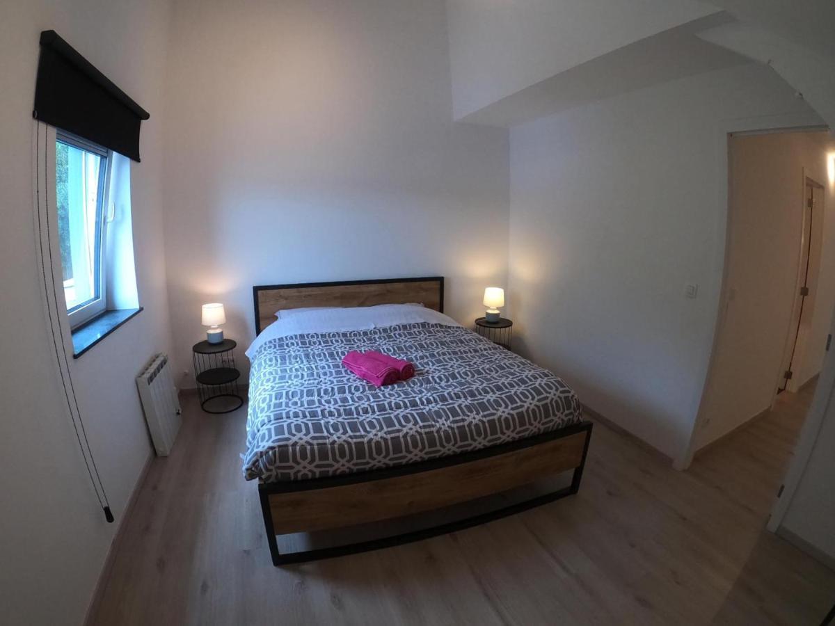 Apartment Duplex Pour 3-4 Personnes A Ciney
